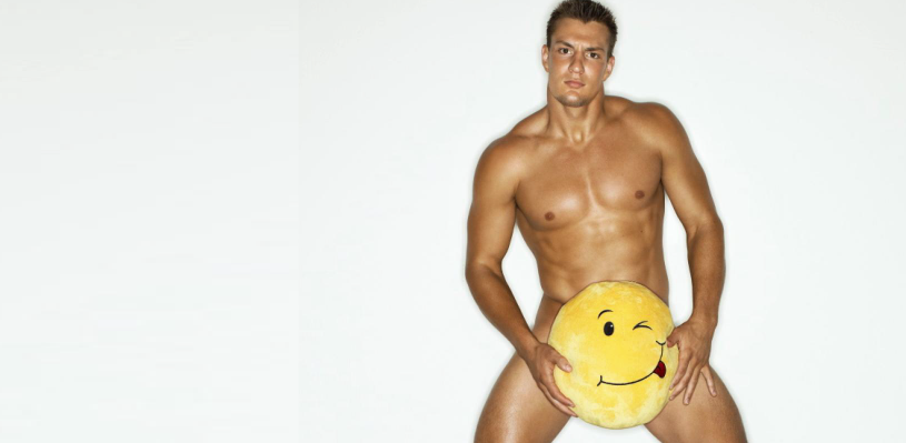 Put on a Happy Face, Rob Gronkowski - it\s your birthday (suit)!  