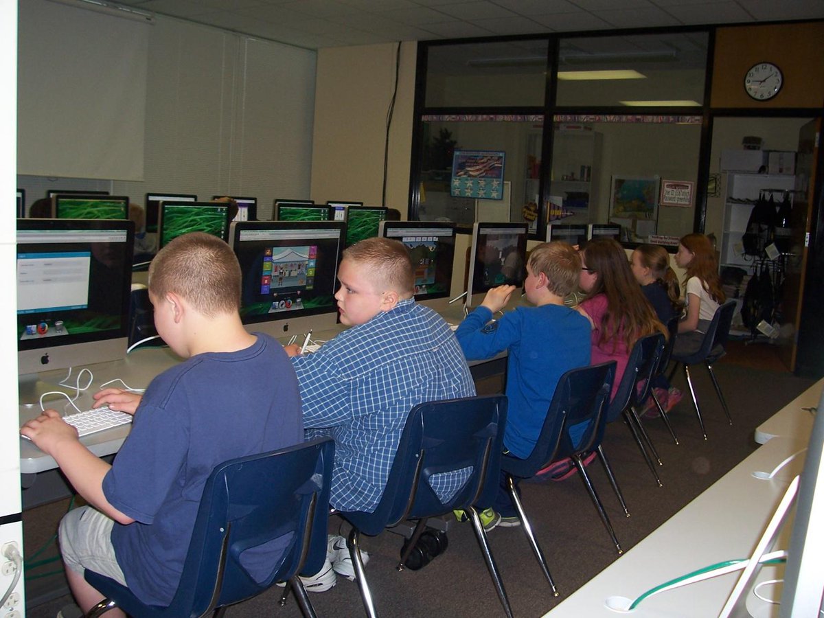 Keeping busy in the library. Sumdog is the go to program @ Schuler. #acsd #TrojanPride #Sumdog