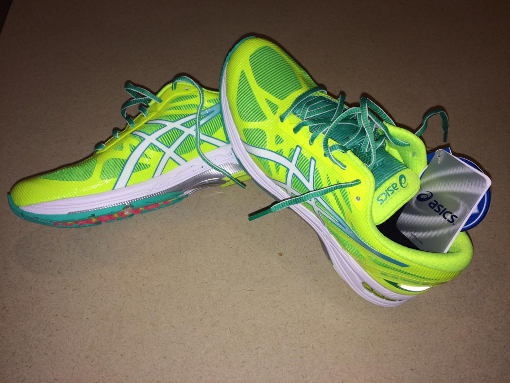 RacerGurlJ's tweet photo. Yesterday was new running shoe day.  I love New Running Shoe day.  #cantmissmeinthese http://t.co/DaS52ckekn