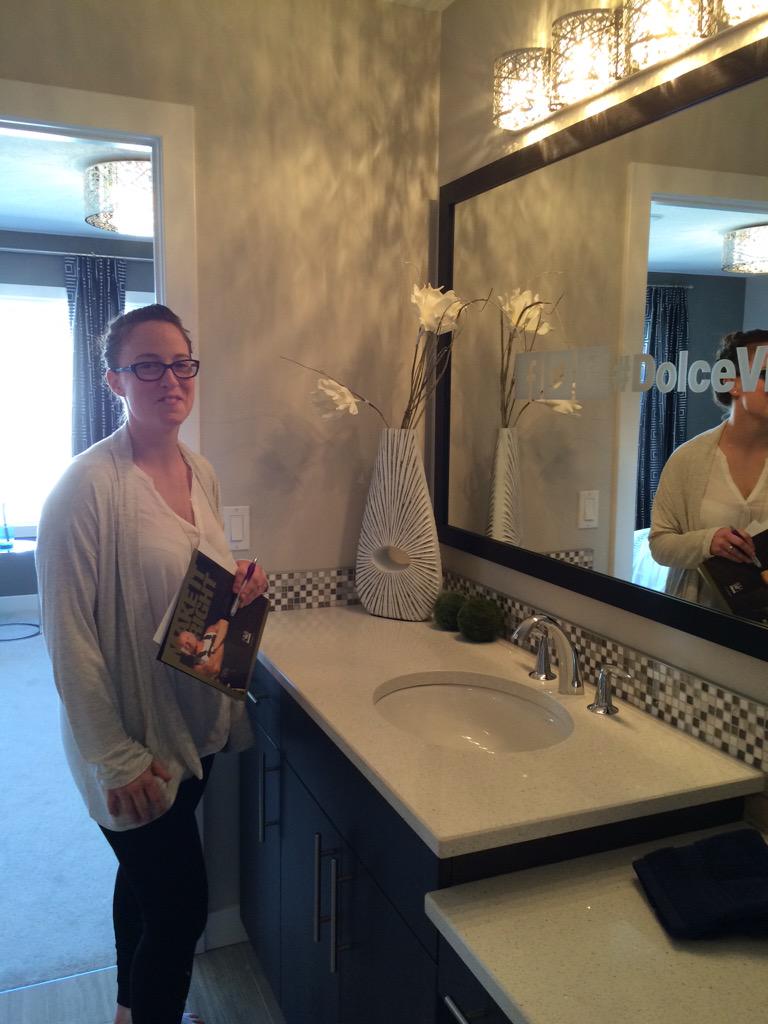 TitoandNora's tweet photo. @dolcevitahomes  our new home....can't wait! http://t.co/d9UkfxAE8M