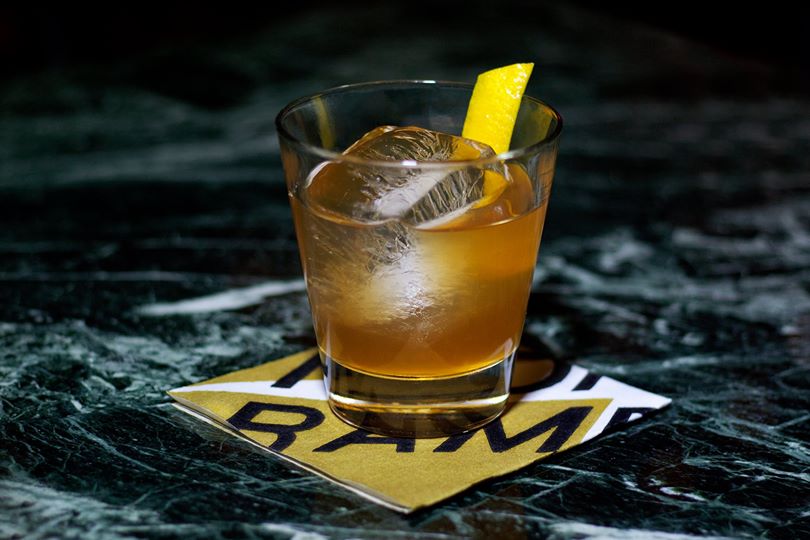 The 11 Best Cocktail Bars in Dallas: thrillist.com/drink/dallas/t…