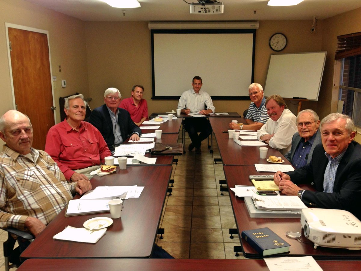 jashmencitygate's tweet photo. Just at Union Rescue Mission in Wichita. Met with the leadership team and the board. Spoke to the Rotary Club. http://t.co/UrxL24wjW6