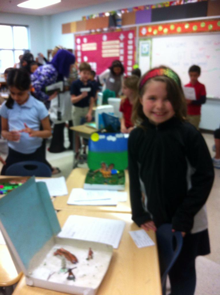 Briargrove's Great Thinkers' Expo today! #houstonisd #hisd #briargrove