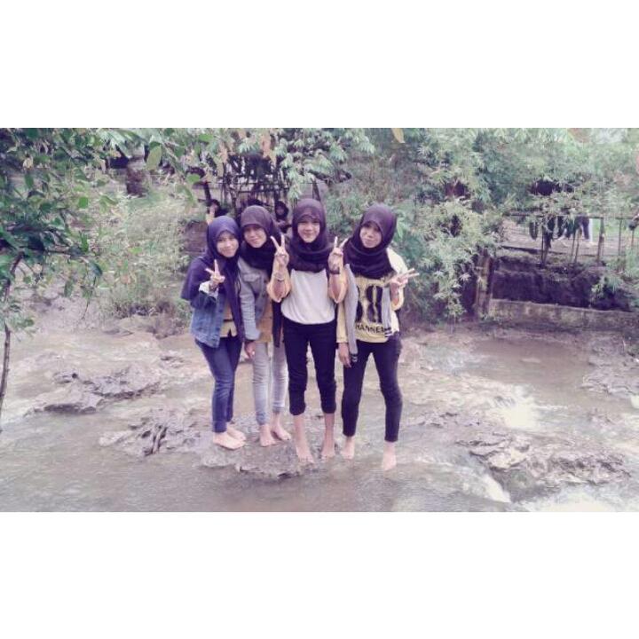 fiani_eka tweet picture