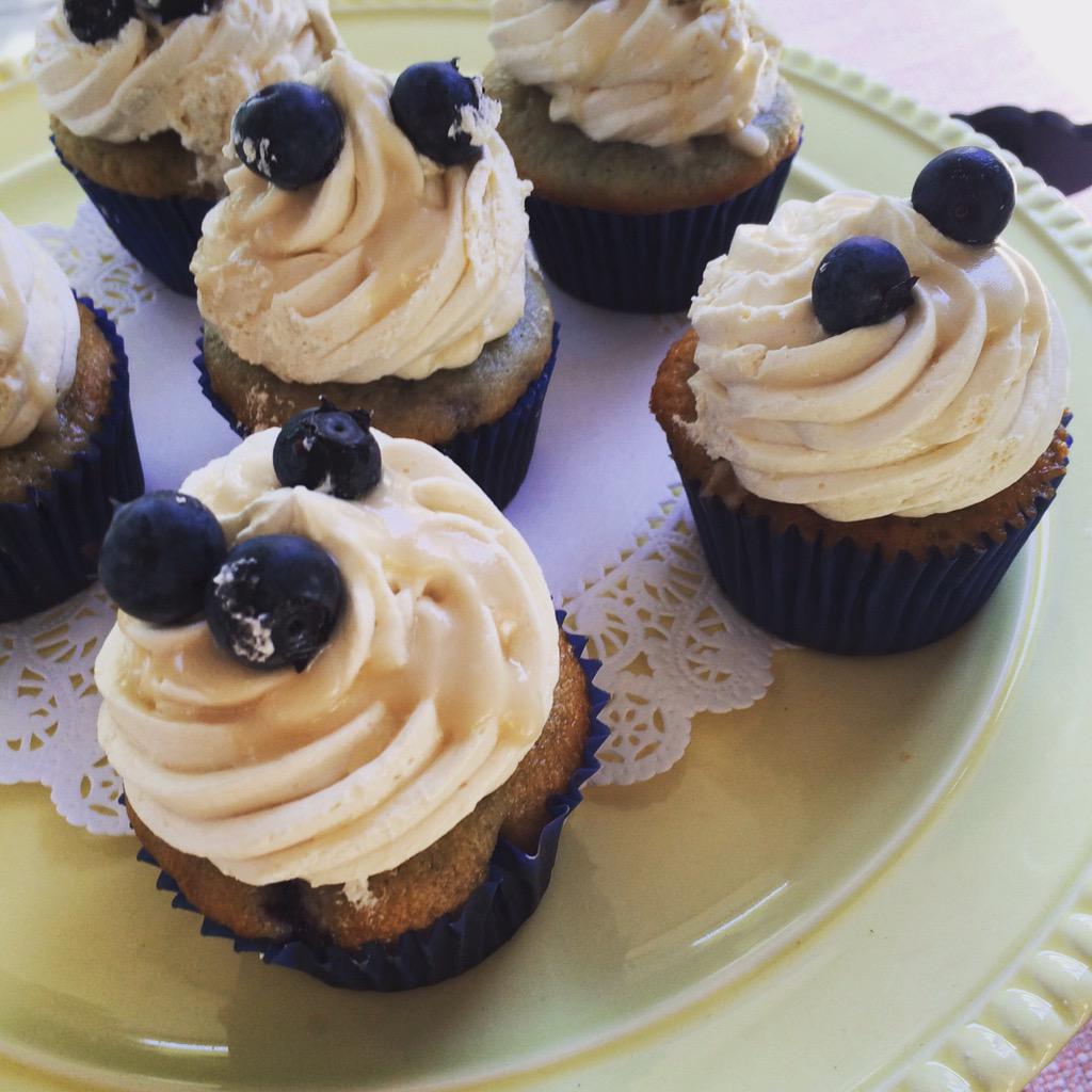 WarmSugarBakery's tweet photo. At the bethlehem farmers market til 3 today! http://t.co/iVSTBNrOOO