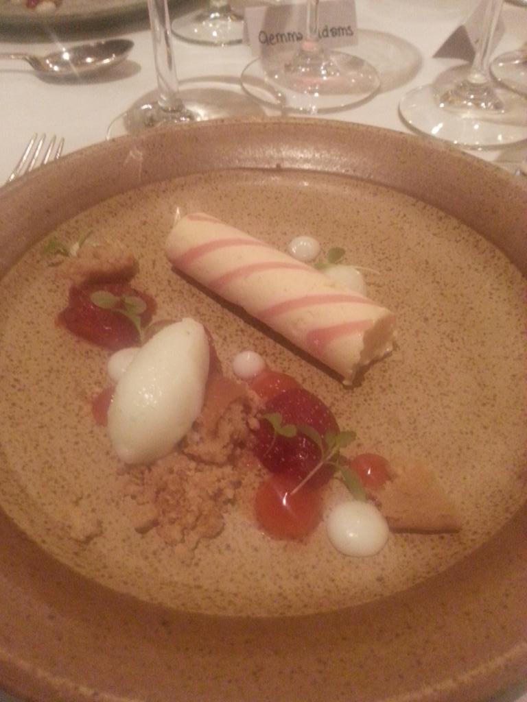 GempireState's tweet photo. @graphic_results Just to make it worse,  here's one of the desserts #derbyshirefood @FischersBaslow @Dev_Hotels http://t.co/T28IlDKMWq