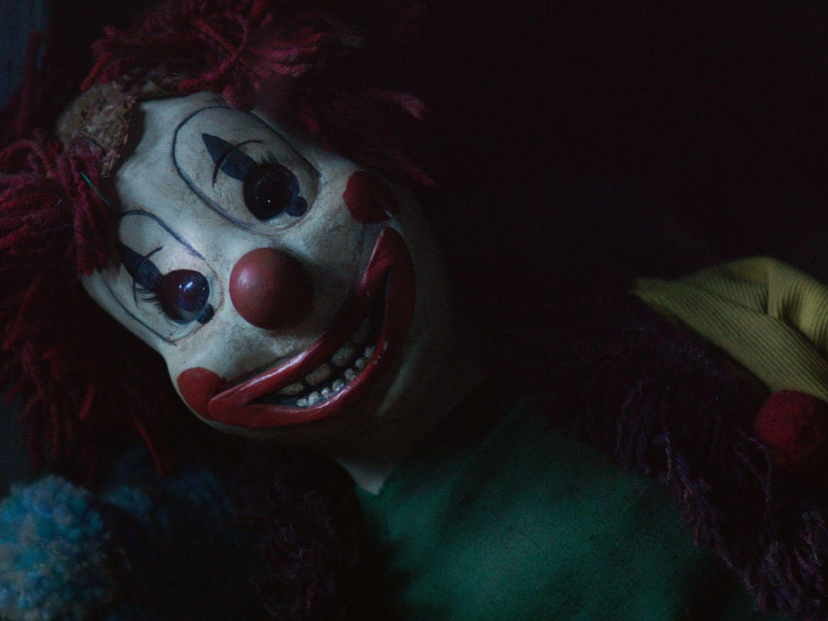 medo_b's tweet photo. #Poltergeist estará no #ZCMB, com a @FoxFilmdoBrasil ,Vc está pronto para sentir o medo? http://t.co/P8MIcRSA5E http://t.co/XSNskKwxyW