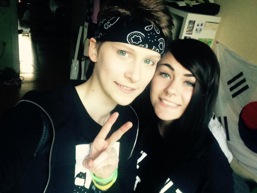 nategongaga's tweet photo. Kpop Party und Bubble Tea~ yeay #bubbletea #boboq #düsseldorf #kpop #party #locogetacoco http://t.co/QMRFPf8Tt7