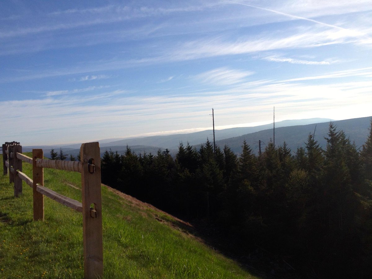 snowshoemtn's tweet photo. Cool, beautiful morning atop the mountain. #4848 #scenicsummer http://t.co/zDfyQnIKli