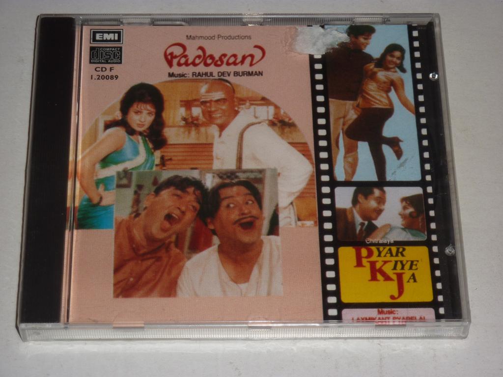 BollywoodVinyls's tweet photo. #Padosan / #PyarKiyeJa - RARE - BID NOW http://t.co/bc3ZTKJ8Rf #Bollywood #SunilDutt #KishoreKumar #ShashiKapoor #CD http://t.co/Flxnnkem3O