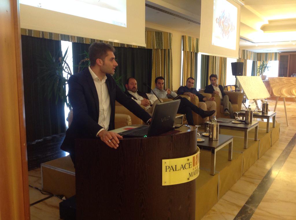 BasilicataInnov's tweet photo. .@amletopicerno parla del @medfablab e del percorso con Basilicata Innovazione per realizzare il progetto #FaDiBas http://t.co/lRXZz1Uveq