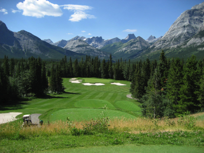 Finally have a day off to enjoy a round of golf? Easily split green fees and get on the course quickly with #Popmoney
