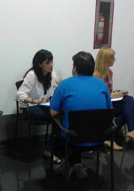 susana_rubia's tweet photo. @jornetclaros Nuestra Sales Coach en acción!! #ForoElche #coaching #TrabajoEnEquipo http://t.co/YAZxMwXOj5