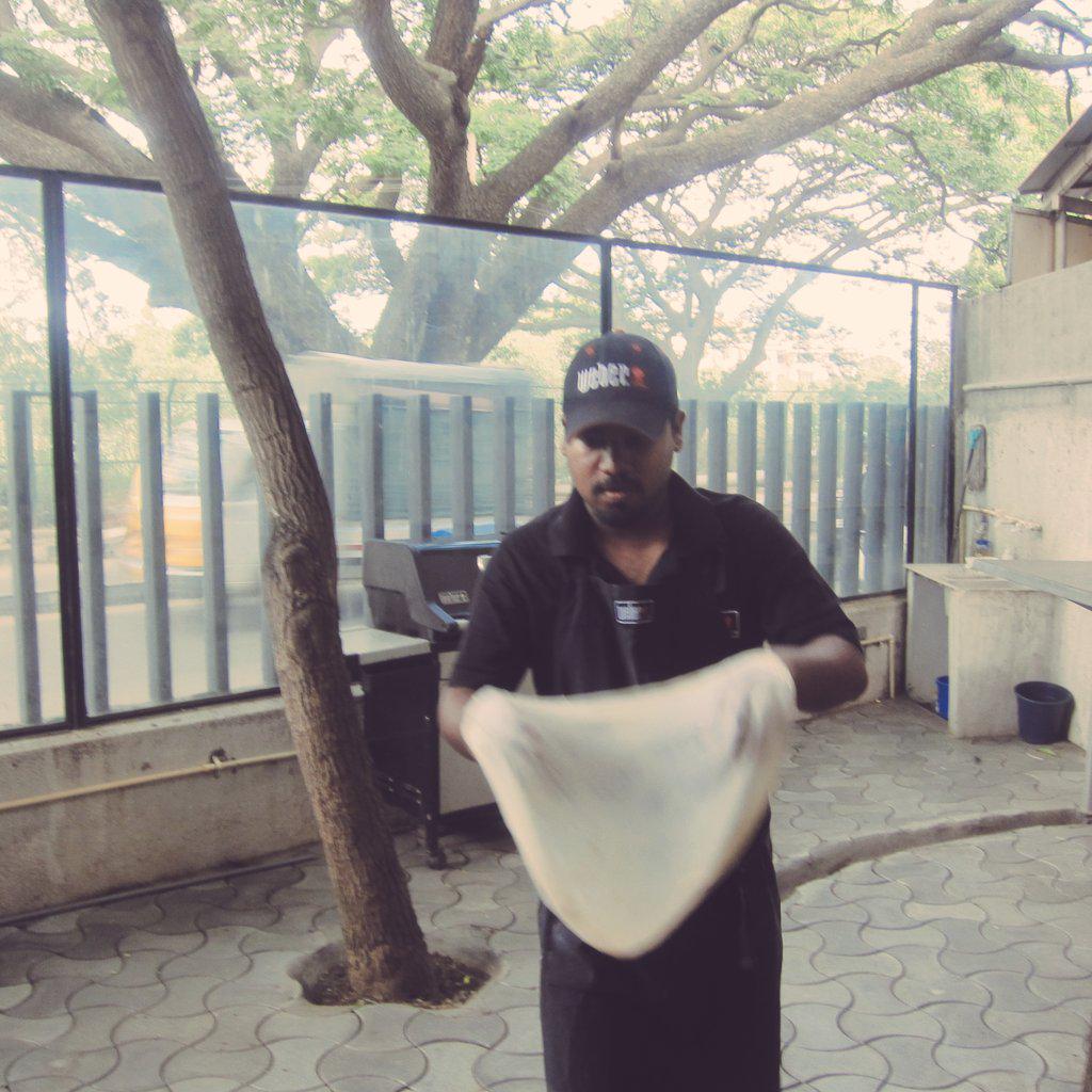 melwinreuben's tweet image. #RumaliRoti  on Weber® #WeberIndia #FlatBread #FoodPorn #BbqCultures #weberGrills #India