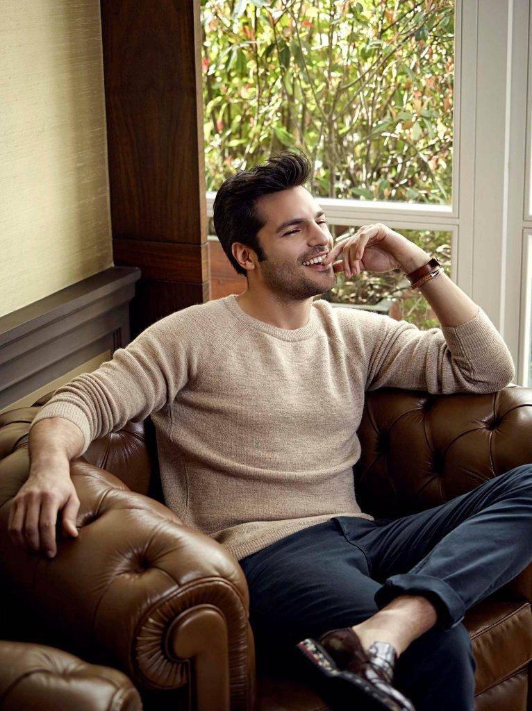CanGozlum13's tweet photo. “@BasakBaso: “@cayyoglu: İyikiVarsın SerkanÇayoğlu http://t.co/JujQoFC6bj” tipe kurban🍒🍒🍒❤️❤️💋”