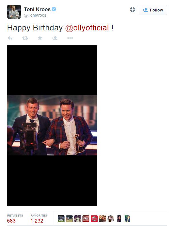   Just Toni Kroos wishing Olly Murs a Happy Birthday, your usual Thursday afternoon message...  haha get in