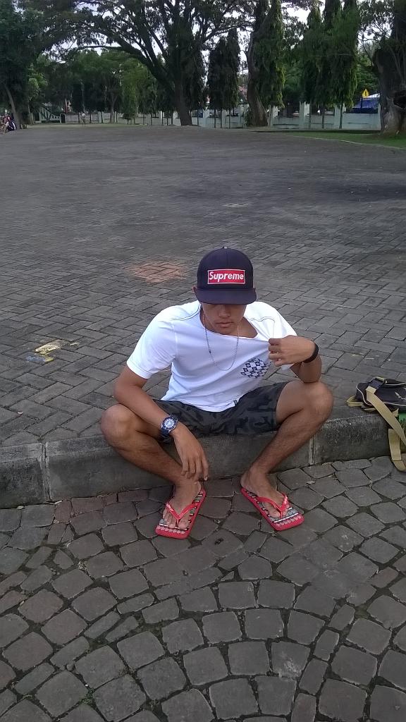 ade_aderoby tweet picture
