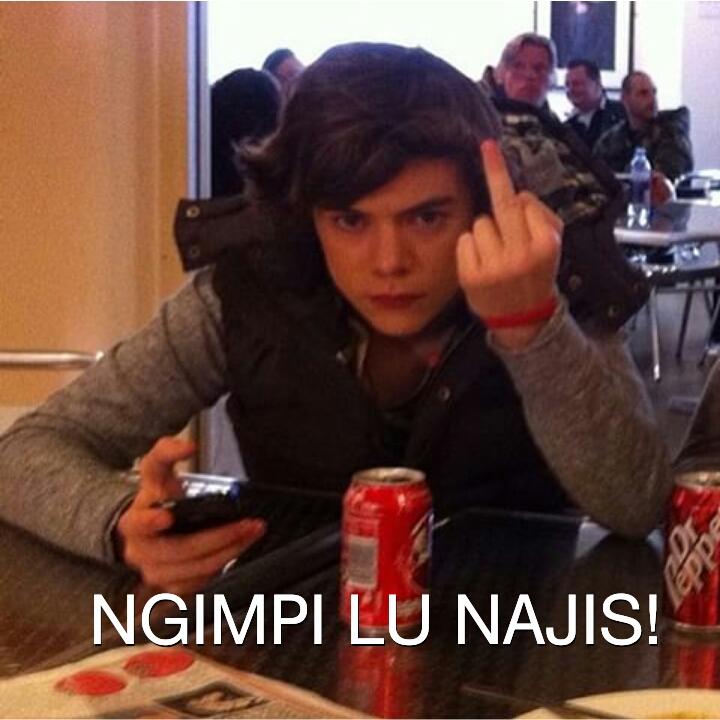 MeydizaNurul_A's tweet photo. BASTIAN MIRIP HARRY?!?! #ISTIGHFARCOMATE http://t.co/0tJC0F02K2