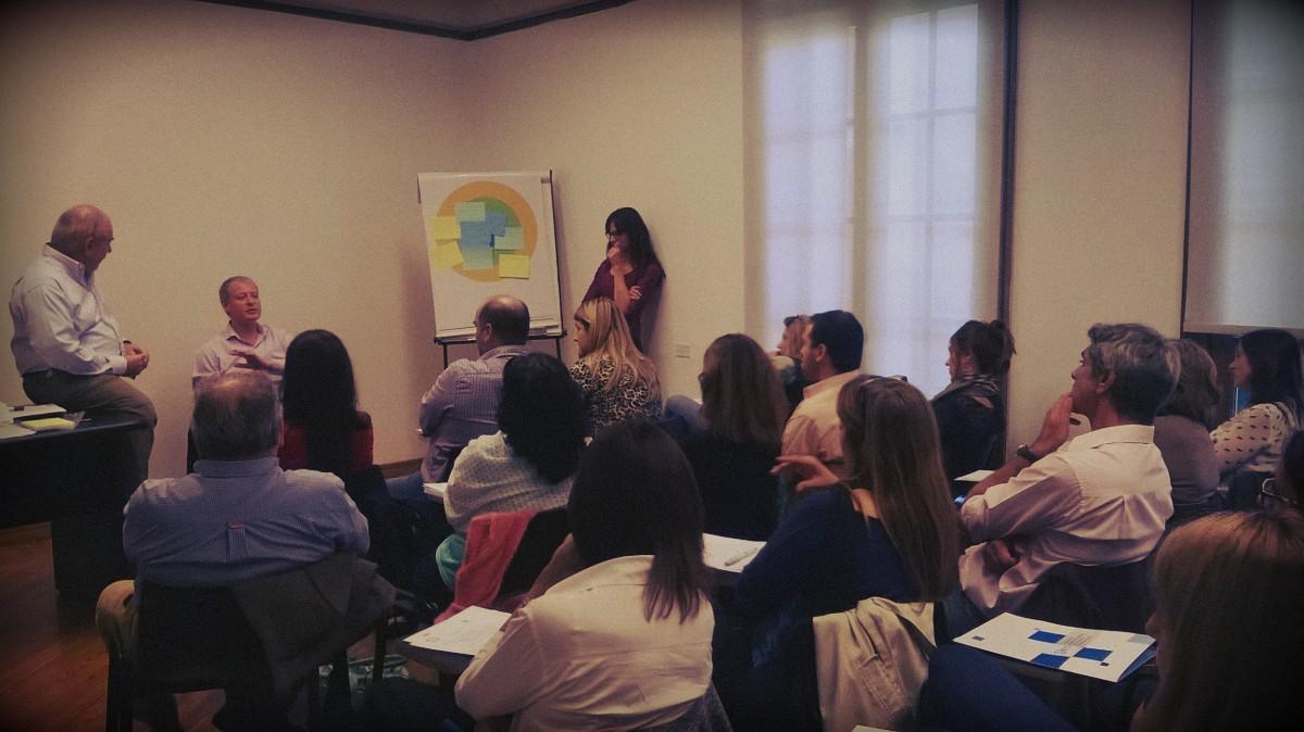 CeATS_ARGENTINA's tweet photo. #AHORA
#ProgramaDeLíderes 2015
- Primer Encuentro -
#LateCeATS2015 http://t.co/xlOTGl7mE0