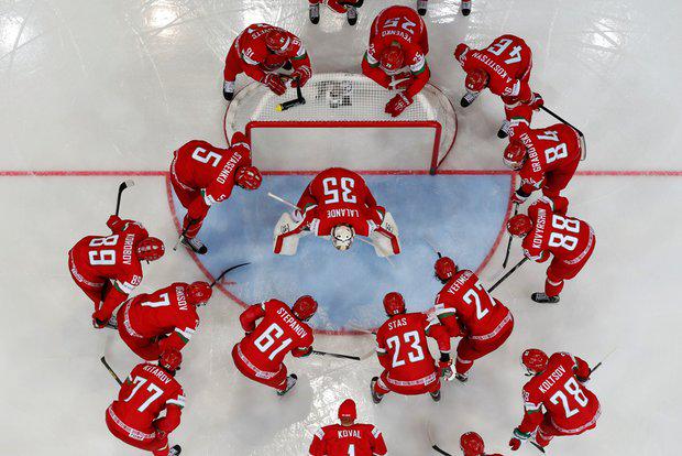 _your_shadow's tweet photo. Я люблю вас так, что не передать словами ❤ #IIHFWorlds #IIHFBLR http://t.co/KEbNwutfjF