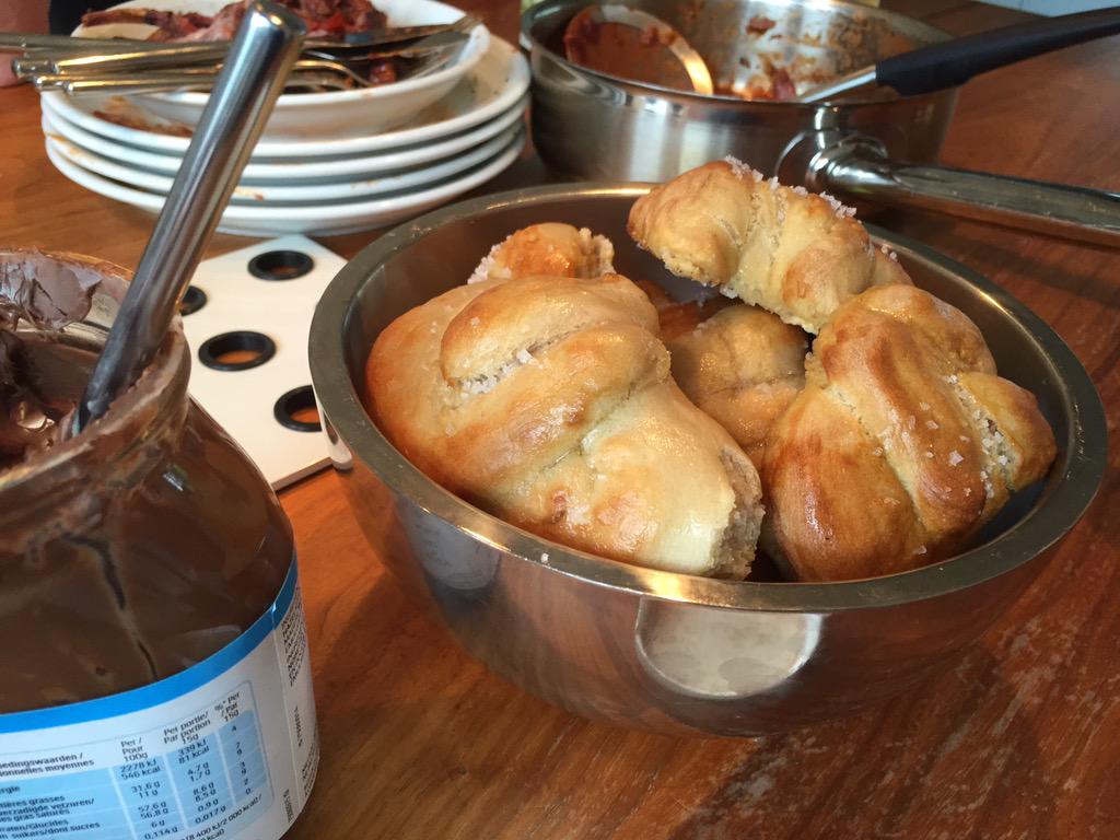 Hooiboer's tweet photo. @BBQPictures @FrancoisGeurds @BigGreenEgg @Smartcook Pretzels made by the kids http://t.co/M0IKaLGVIp