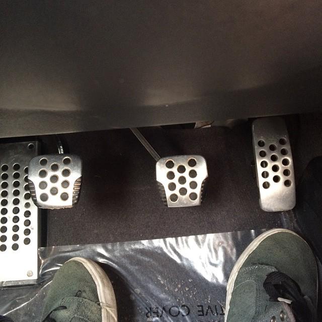 InfinitiAgora's tweet image. Real cars have 3 pedals #G35 #nissan #manuallife #justcarguythings #infiniti #infinitiagora
