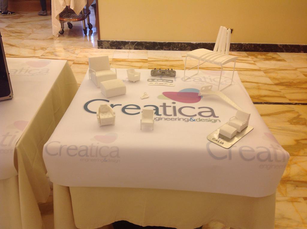 BasilicataInnov's tweet photo. #Creatica ha investito su una stampante 3D e realizzato dei prototipi in scala di poltrone #fadibas @medfablab http://t.co/yB5f5I1U2x