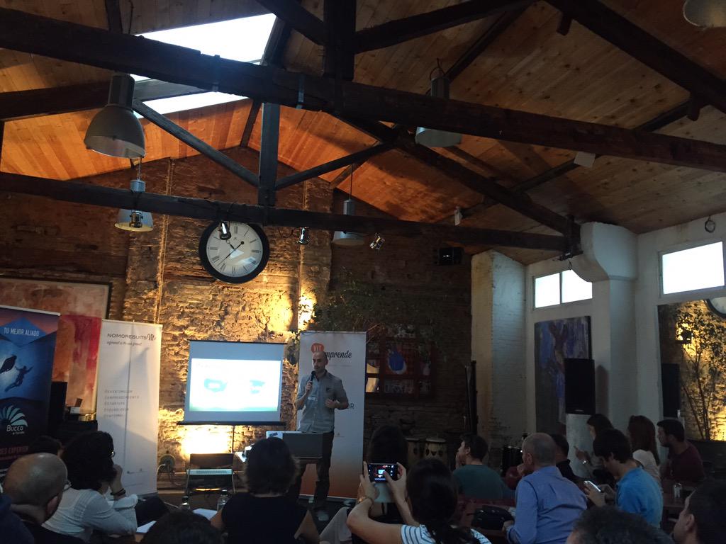 pacopublicidad's tweet photo. @runator en @NMSValencia @VITEmprende #AllRuntogether http://t.co/FASwSh5in0