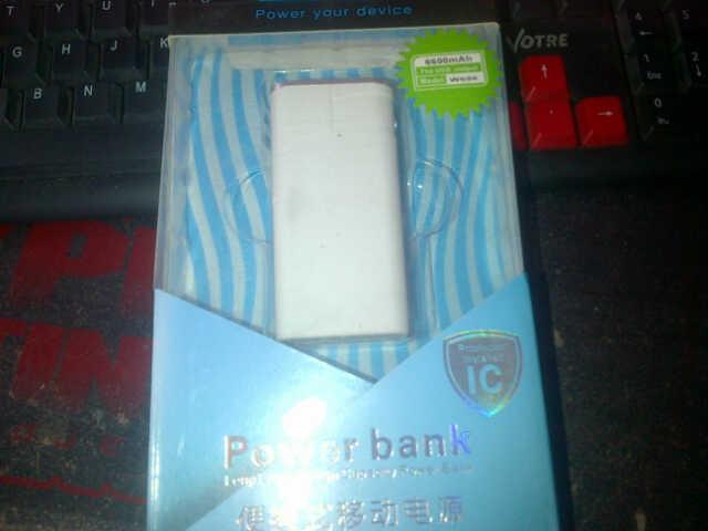 PedagangID's tweet photo. READY STOCK POWERBANK TS + Korek Api + Lampu ORIGINAL 6.800 mAh | 115.000 | Info/Order: 085755044055 | BBM 523EC0DC http://t.co/l2VRE9HFPv