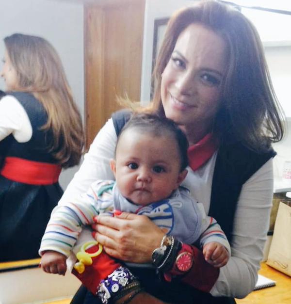 CSilvNavarro's tweet photo. Tipo hola mi AMORSH 😍 http://t.co/xBL7Y95rKh
