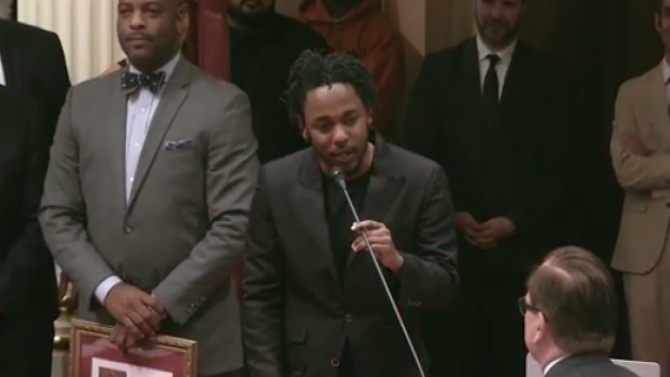 TheRoot's tweet photo. Rapper @KendrickLamar receives #GenerationalIcon award from the California State Senate http://t.co/lZBsqNOZrc http://t.co/sa632nDU5k