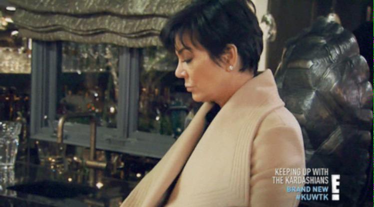 Khloé shut her ass up 😂