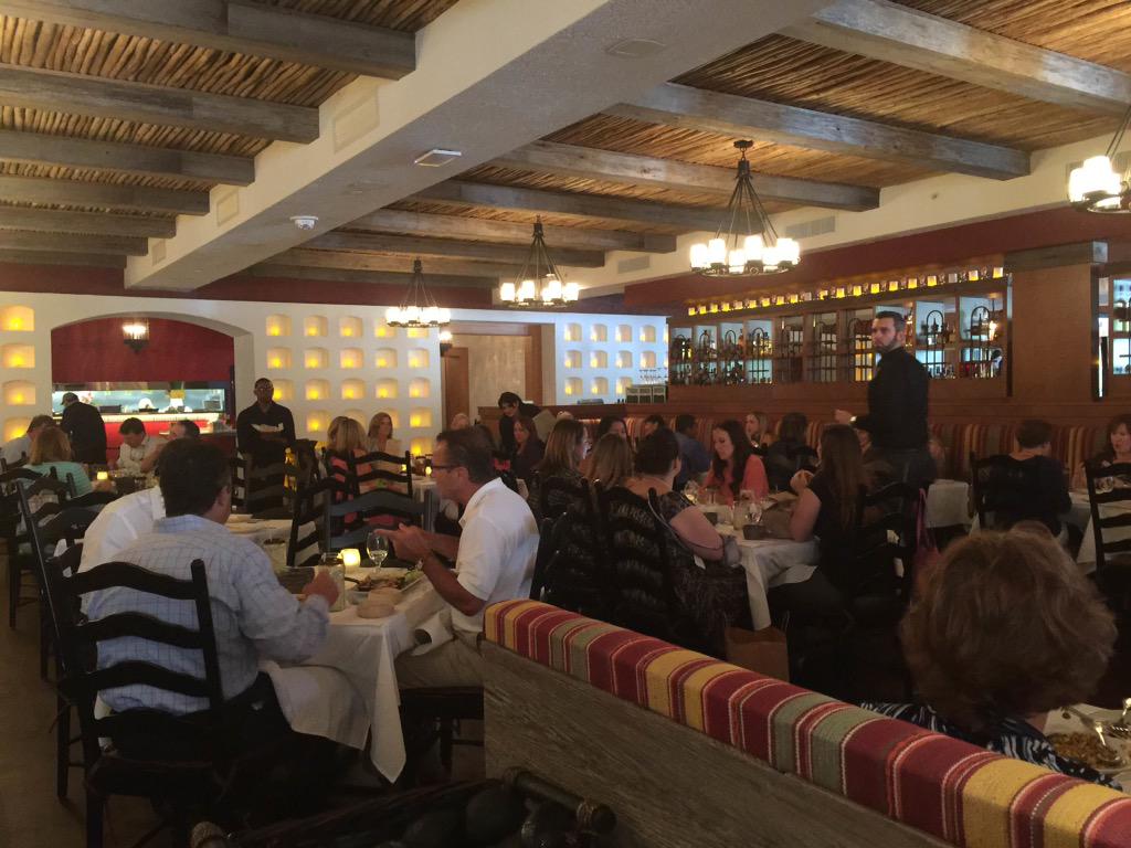 RachelAtElevate's tweet photo. Everyone is buzzing about lunchtime at @BesitoMexican! They are now open at @WestShorePlz. #LittleKissofMexico http://t.co/zGixlsHdQm