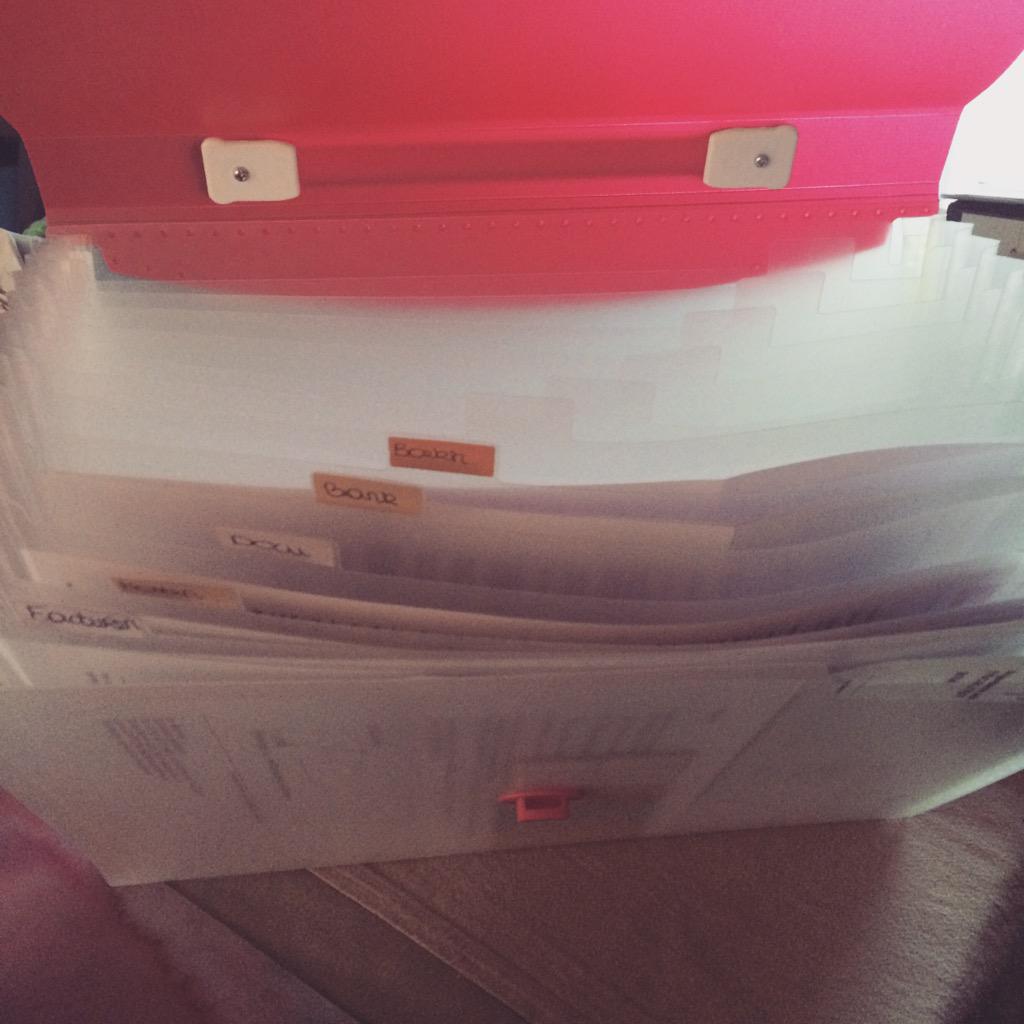 EA_Development's tweet image. Papierwerk in orde brengen #werkenwerkenwerken