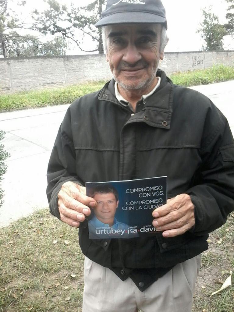 elichuchuy tweet picture