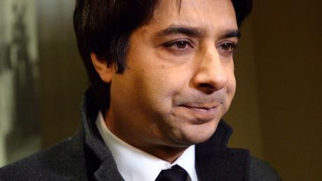 TipMonkey's tweet image. [ via twibble.io ] Jian Ghomeshi ... twib.in/l/E46pzqBjMy5 | twibble.io