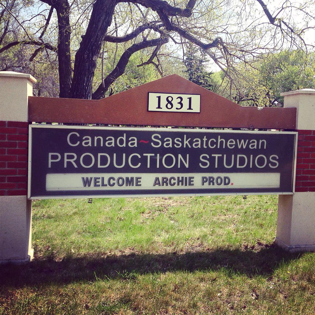 Farrah Aviva tweet media