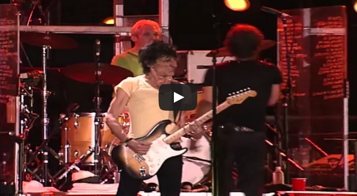 Fender's tweet photo. Interesting Mods:Keith Richards' 'MICAWBER'!Learn more: http://t.co/MdPqntvMfB #DidYouKnow #FenderMods @RollingStones http://t.co/WRRUWaNcHx