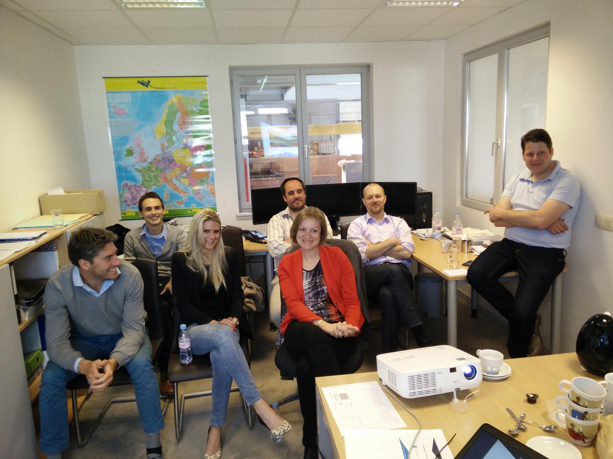 Opleiding TA Wienerberger. Volledig geconcentreerd op prefab wand elementen als extra troef! #struxura