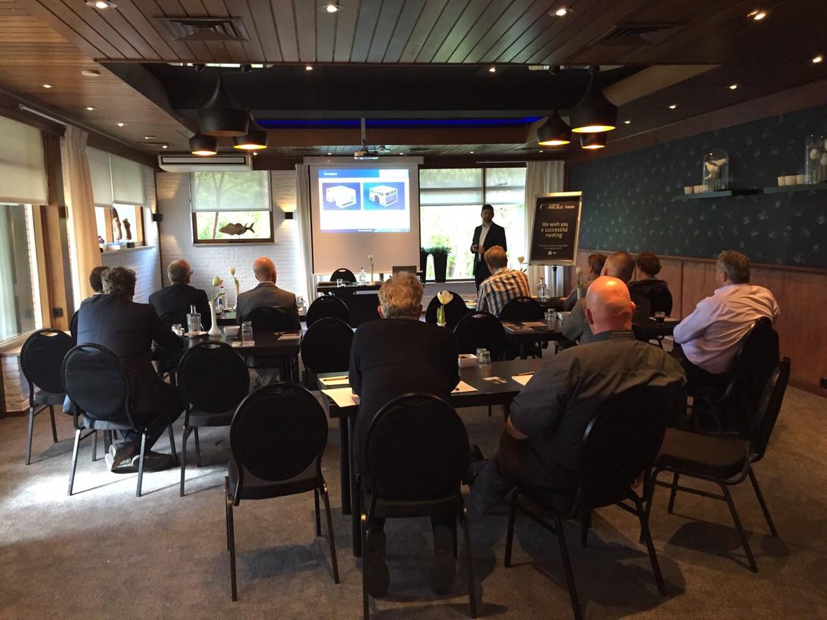 Lezing Tital loopt tegen het einde, zo de renners van <a href="/berghinhetzadel/">berghinhetzadel</a> binnenhalen! wat een #prestatie, #trots!