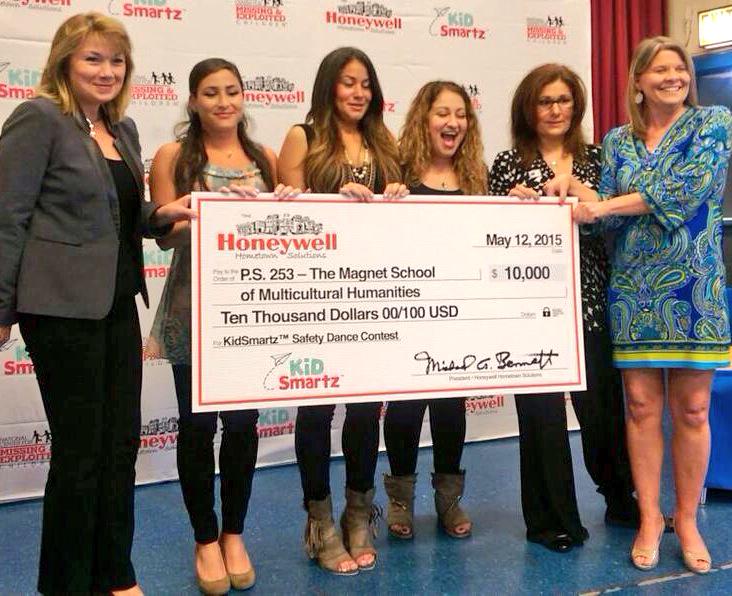 HON_Citizenship's tweet photo. Congratulations to #PS253 in Brooklyn, NY! Our Northeast $10K winner of the @KidSmartz #SafetyDance video contest http://t.co/LehdQnNXIV