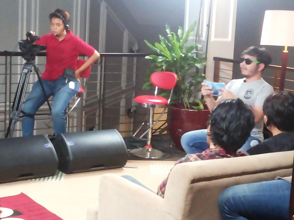 Tapping talkshow <a href="/Rob_Setiko/">Rob Setiko</a> INDIE VAGANZA - N3 Channel <a href="/IndieVaganza/">IndieVaganza_N3</a> <a href="/askomik1/">ASKOMIK</a> <a href="/formiradio/">forum musik indie Indonesia</a> <a href="/GatutSuryo/">Gatut Suryo</a>