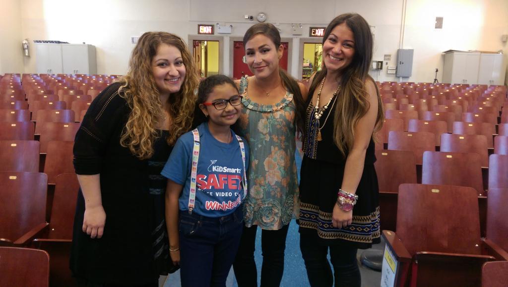 KidSmartz's tweet photo. #PS253 Safety Dance star RosaMaria w/ her performing arts teachers Adria, @missandrea8 & Elisia http://t.co/YEyXGzx1yq