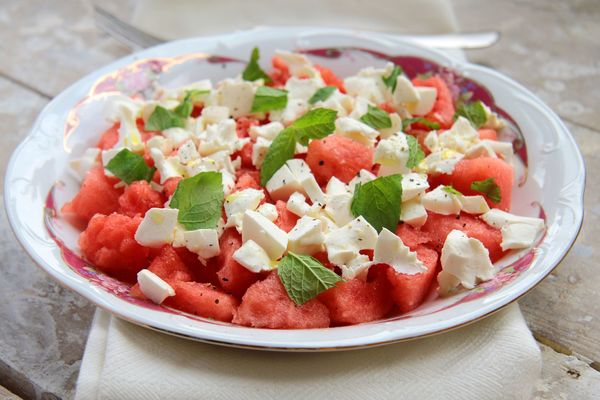 samplescanada's tweet image. The Most Refreshing Salad Ever: Watermelon and Feta Cheese Salad! 

buff.ly/1FikqvB