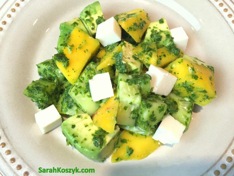 SarahKoszykRD's tweet photo. Avocados are full of vitamin E &amp; C. Great for glowing skin &amp; immunity @CA_Avocados http://t.co/RBhvCLZzmu #avocado http://t.co/xFAx2HUrnV