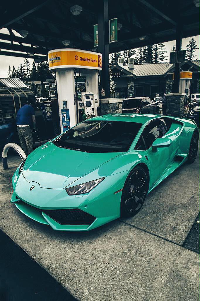Perfect_Cars_'s tweet photo. Lamborghini Huracan http://t.co/YQKCEQkB8G