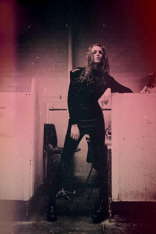 MyViolentPast's tweet photo. ❝wнen тнe ғιre dιeѕ, darĸened ѕĸιeѕ;
—нoт aѕн, dead мaтcн. 
only ѕмoĸe ιѕ leғт.❞ http://t.co/1gSmWM2cnQ