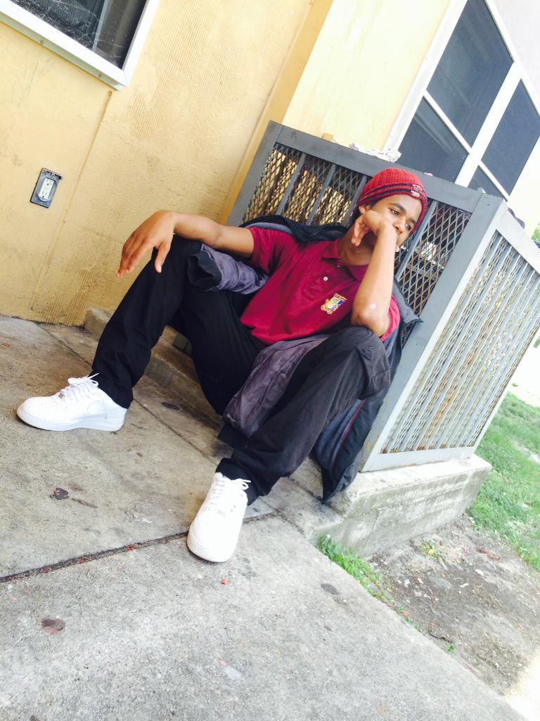_Nateville's tweet photo. My Nigga Bub 💂💯💯 http://t.co/EgRlAkQggn