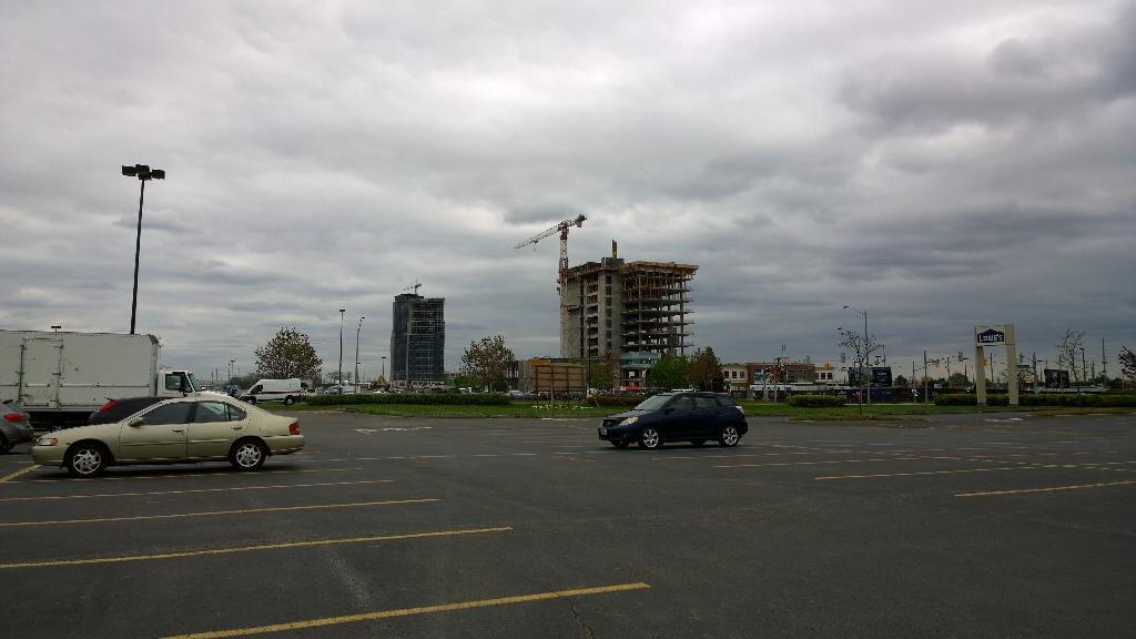 NavSinghTO's tweet photo. Density - of a sort, anyway- coming to Vaughan's subway station. http://t.co/I0exPDpmqI