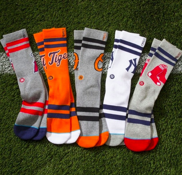 StanceBaseball's tweet photo. Proud to be an American (Leaguer). #stancebaseball #theuncommonthread https://t.co/pyI43oAazV http://t.co/3jZR28zuEr